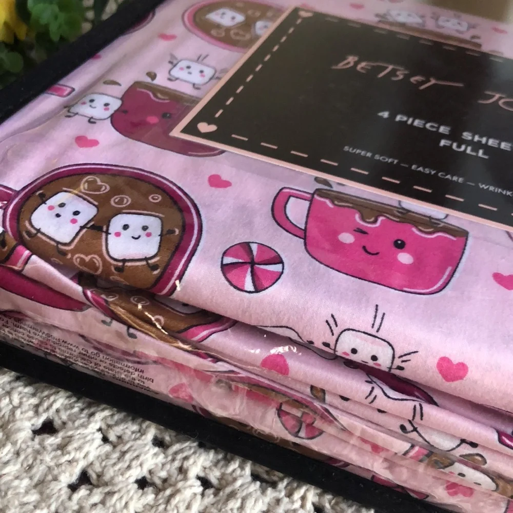 Betsey Johnson Pink and Brown Cocoa Marshmallow Buddies Sheet Set